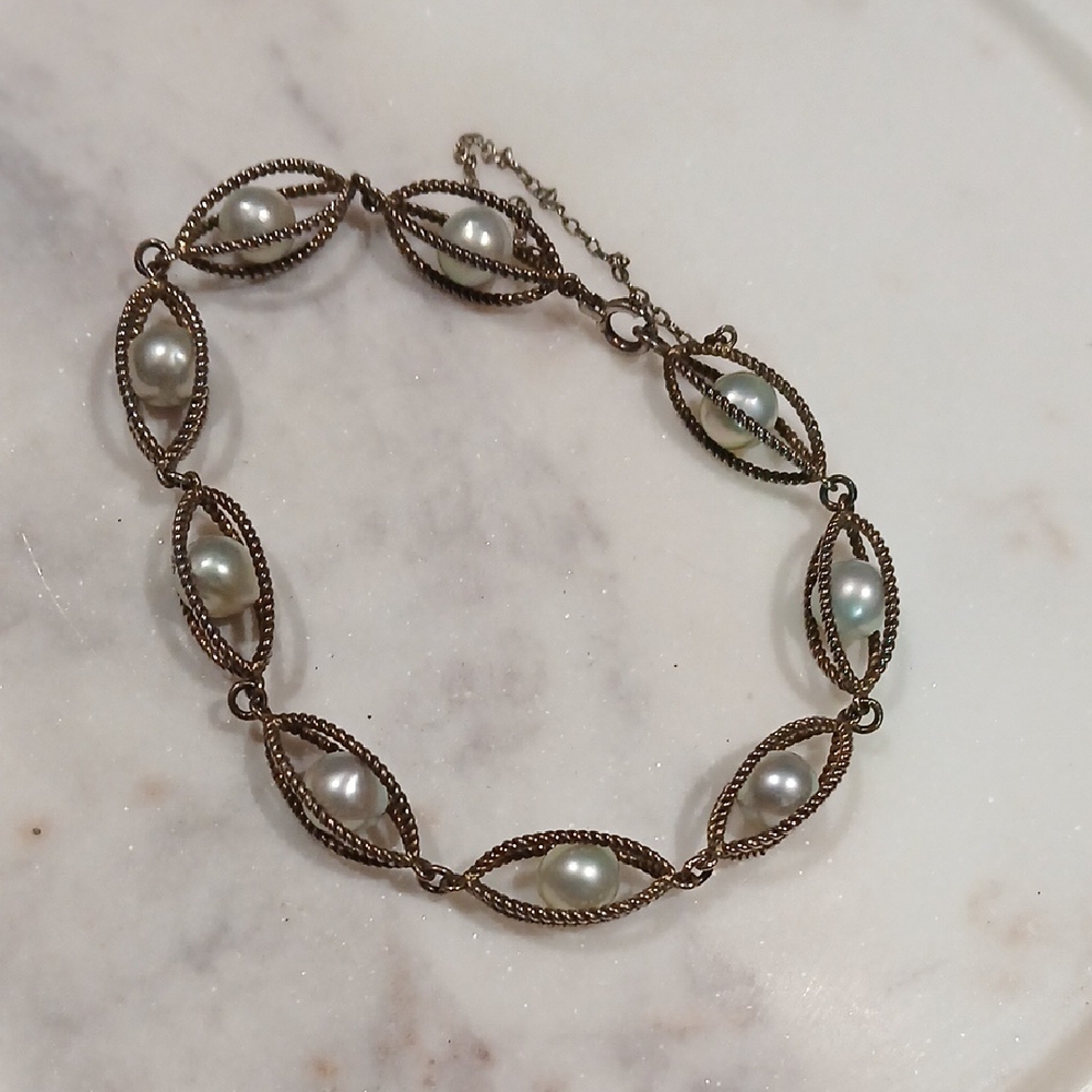 💫 Vintage Silver Wire-Caged Natural Pearl Bracelet Unique Cottagecore Retro